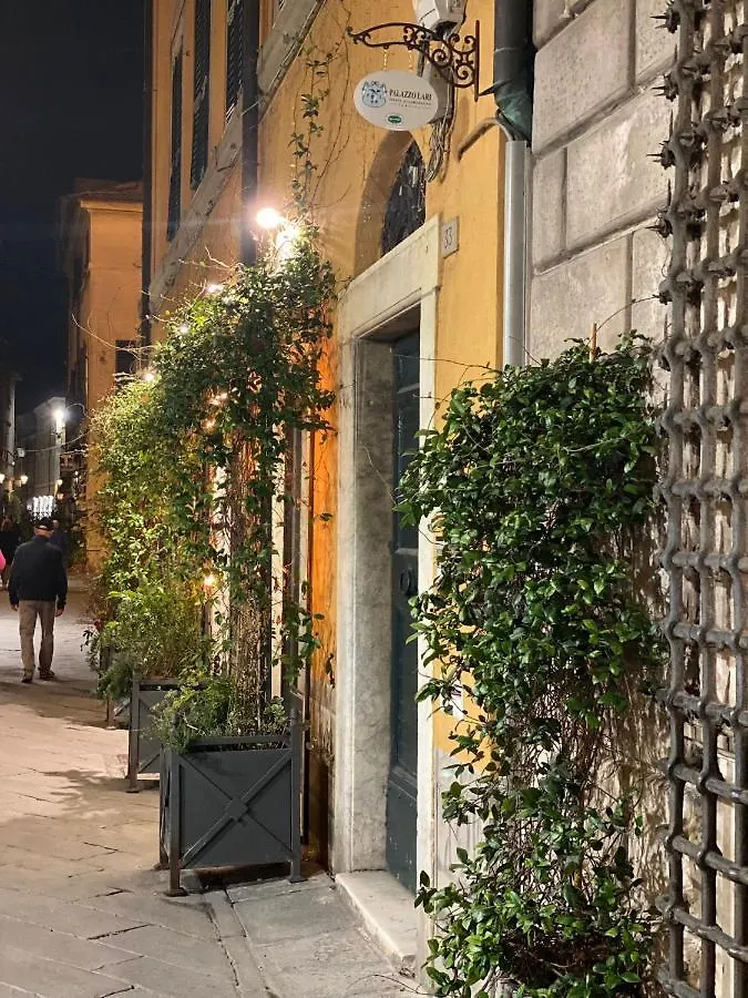 Palazzo Lari Sarzana Hotel