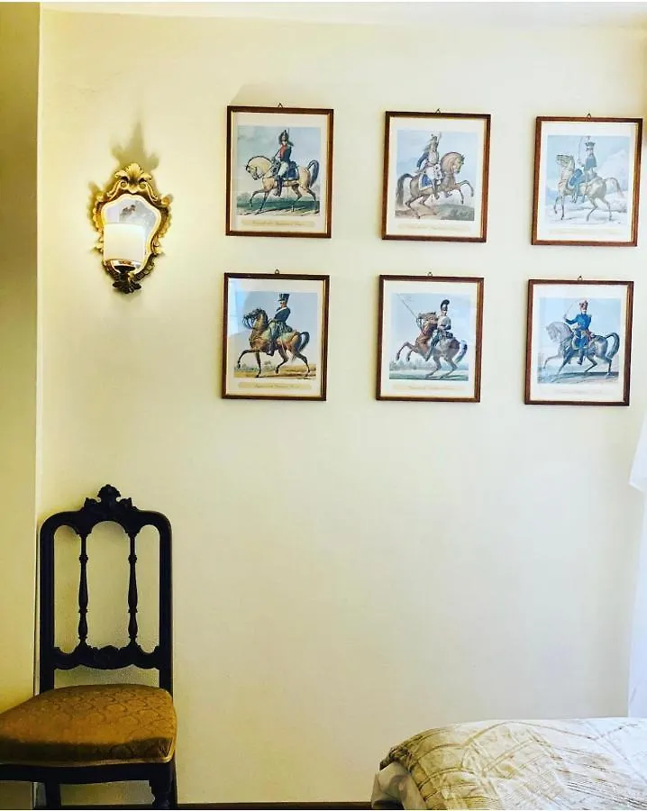 Palazzo Lari Sarzana Hotel