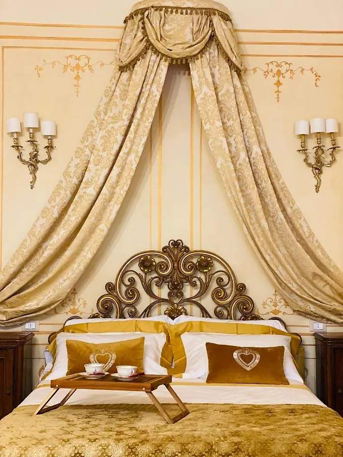 Guest house Palazzo Lari Sarzana Hotel Italy