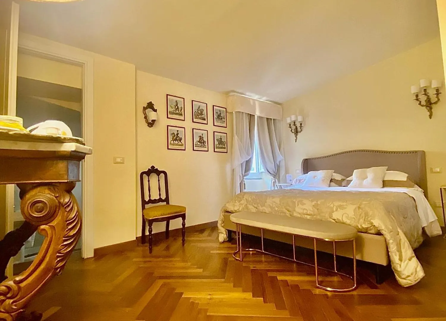 Palazzo Lari Sarzana Hotel Guest house