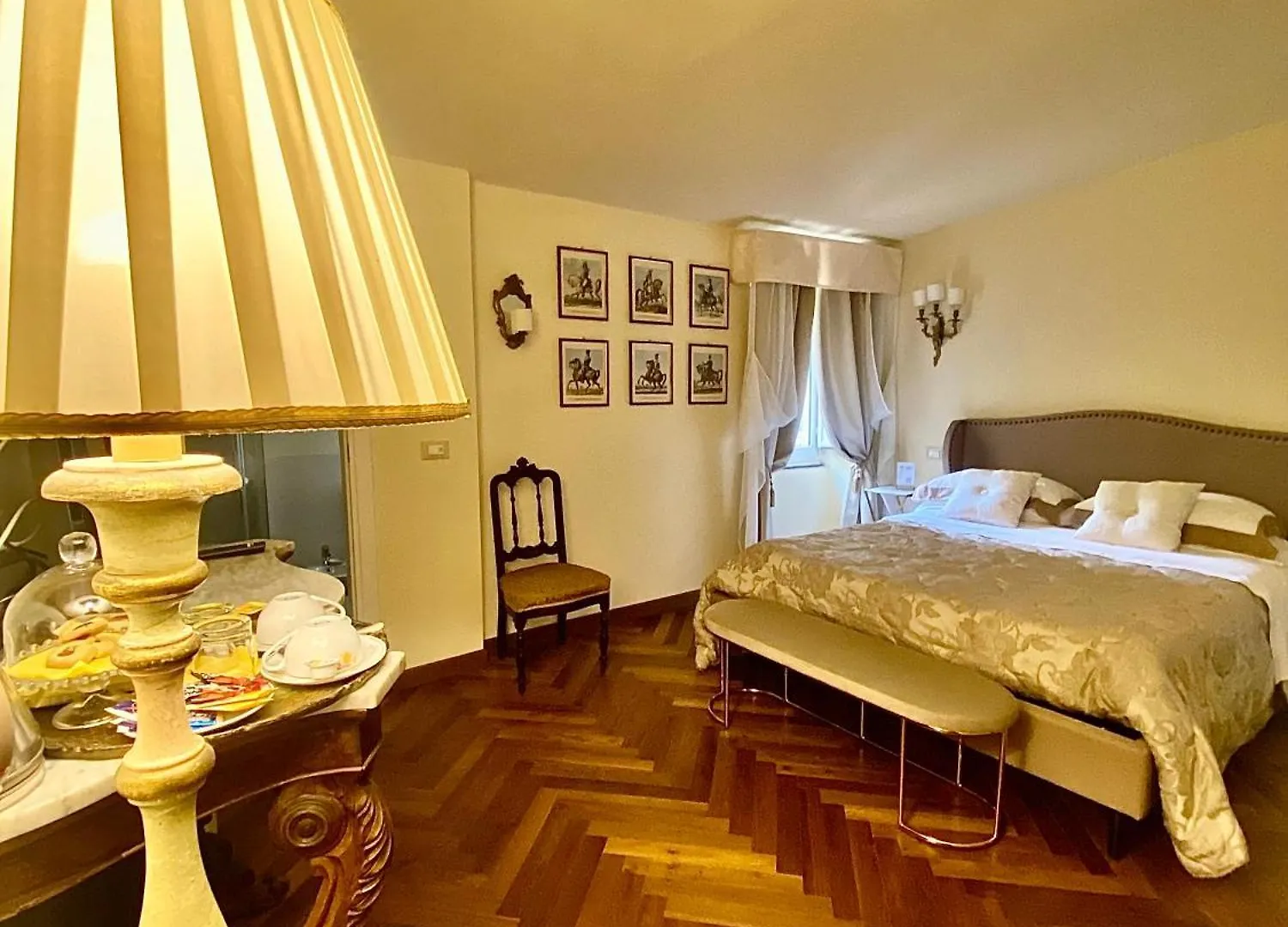 Palazzo Lari Sarzana Hotel Italy