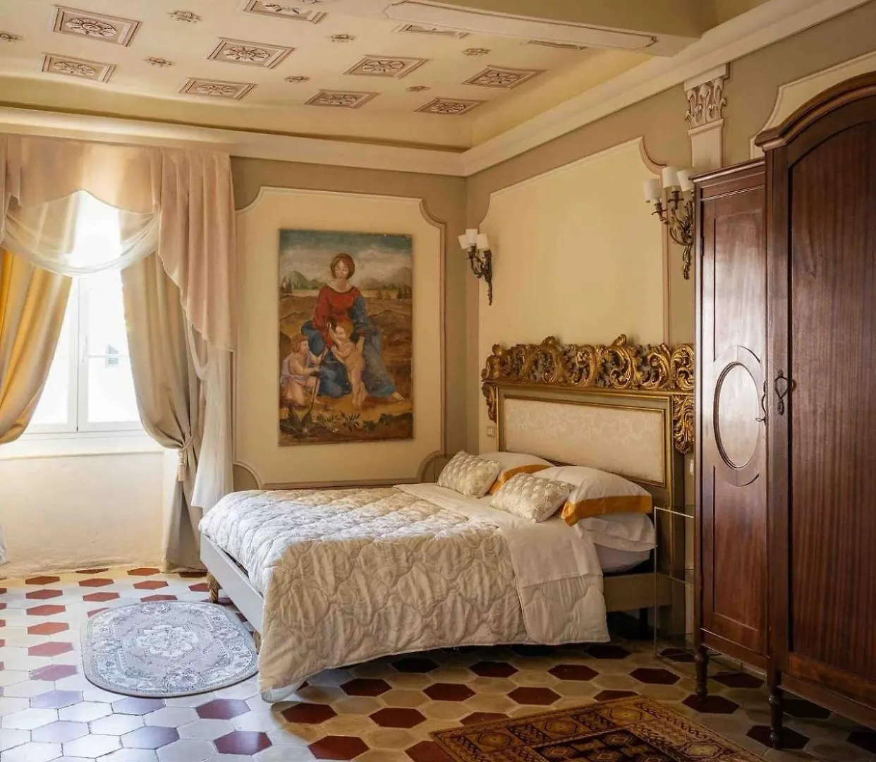 Hotel Palazzo Lari Sarzana